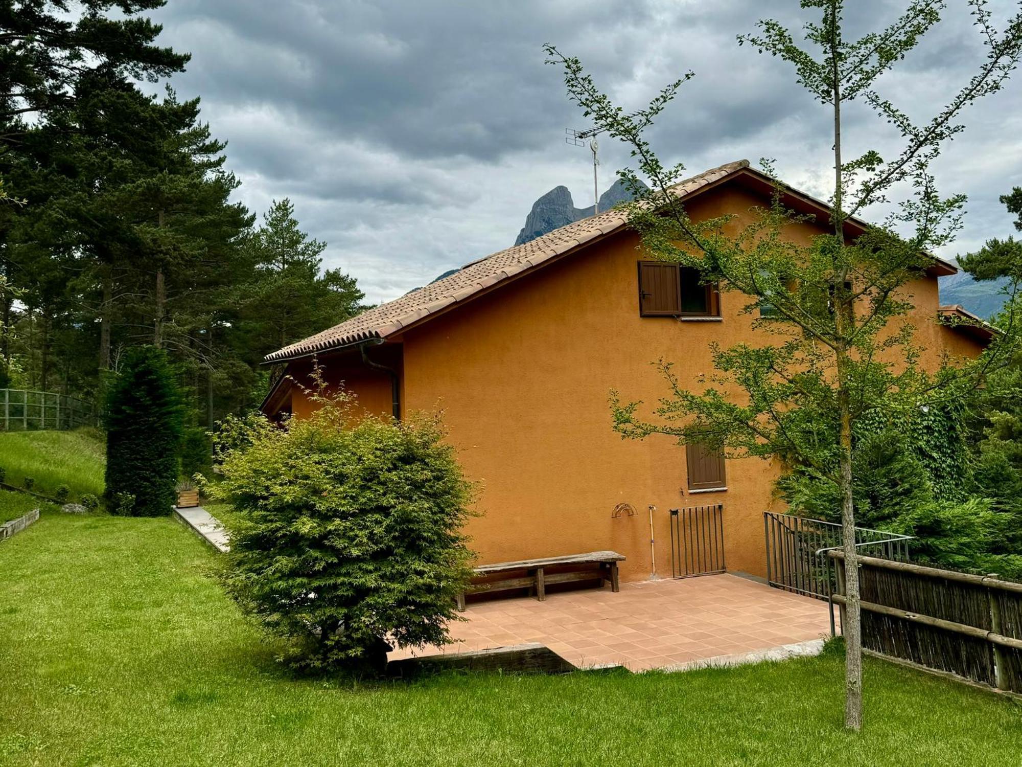 Cal Roig - Pedraforca Villa Saldés Dış mekan fotoğraf